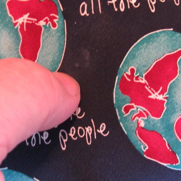 Official John Lennon Artwork 100% Silk Tie Imagine All The People + Mug Lot of 2 - Picture 8 of 12